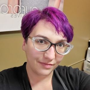 Meet your Posher, Kristin